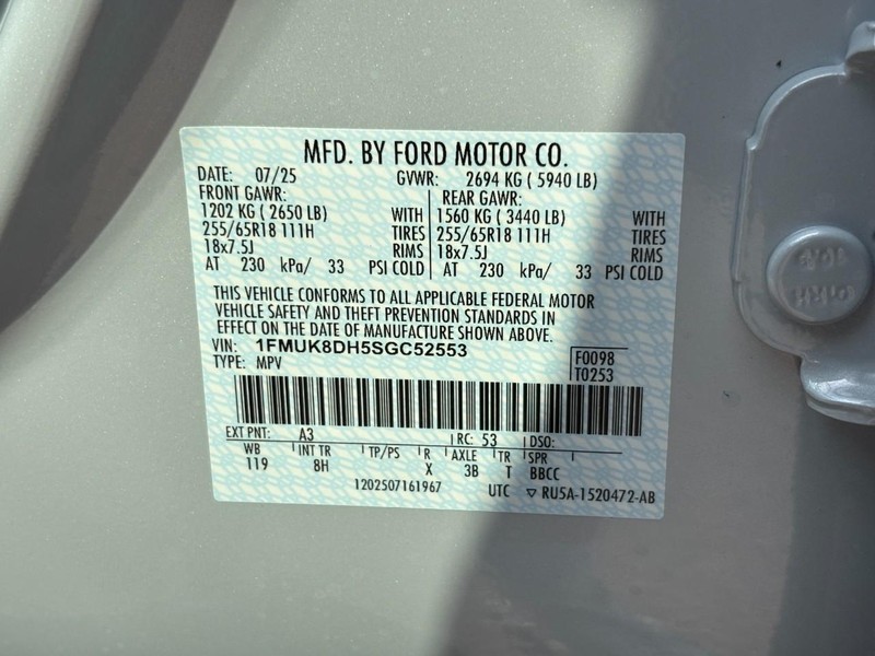 Ford Explorer Vehicle Image 21