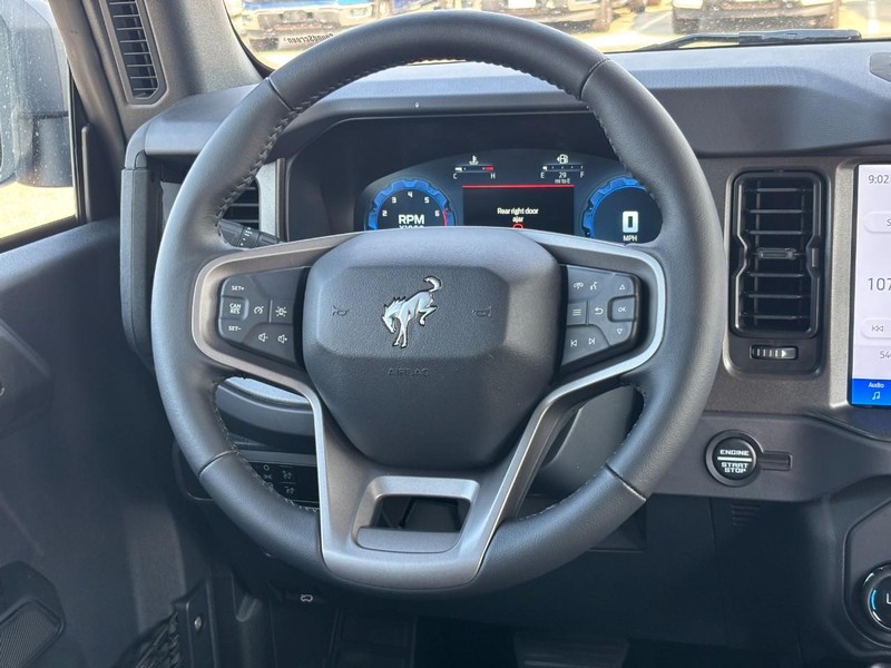 Ford Bronco Vehicle Image 07