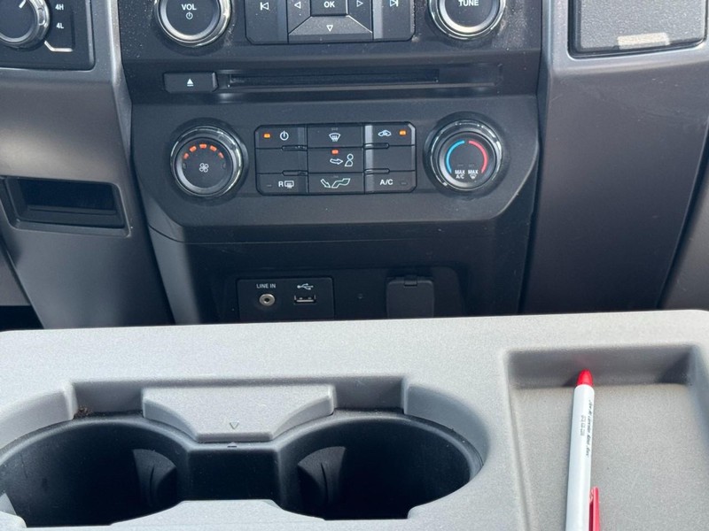 Ford F-150 Vehicle Image 14