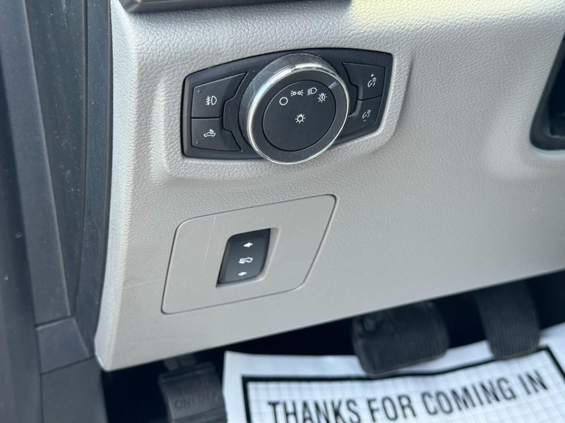 Ford F-150 Vehicle Image 16