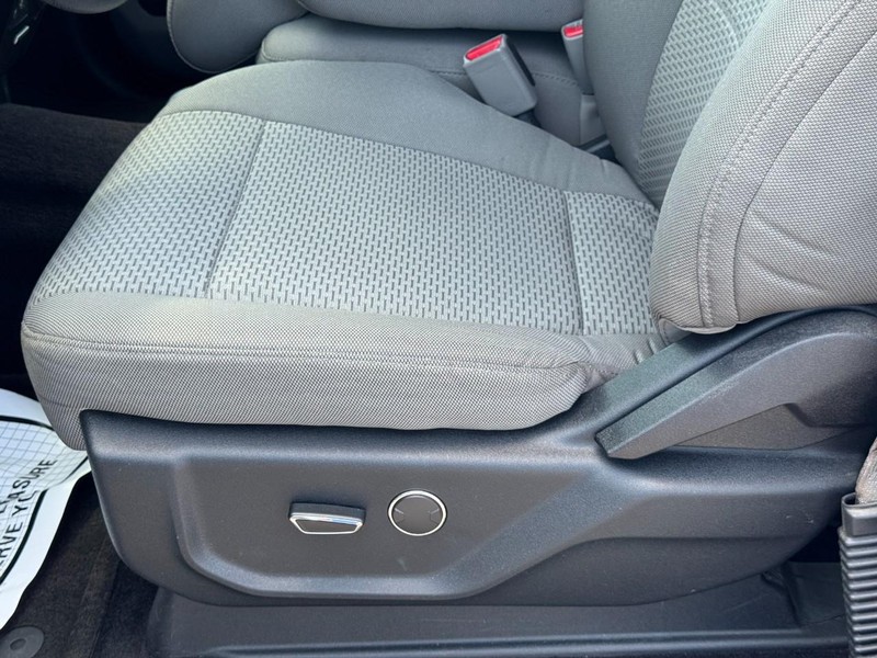 Ford F-150 Vehicle Image 24