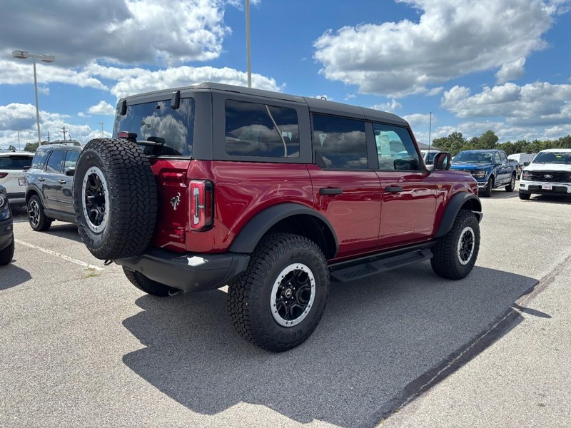 Ford Bronco Vehicle Image 03