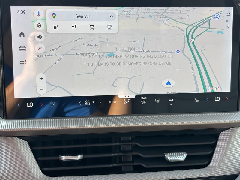 Ford Explorer Vehicle Image 18