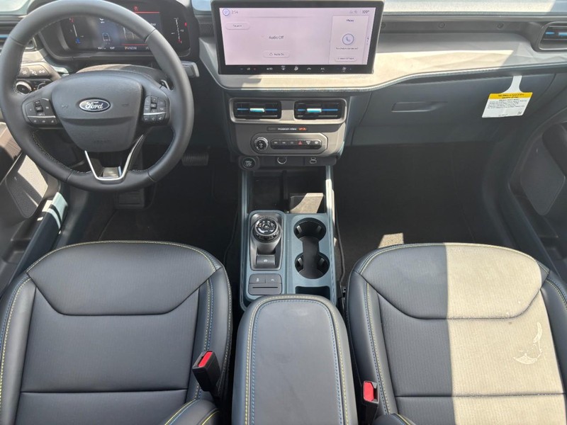 Ford Maverick Vehicle Image 06