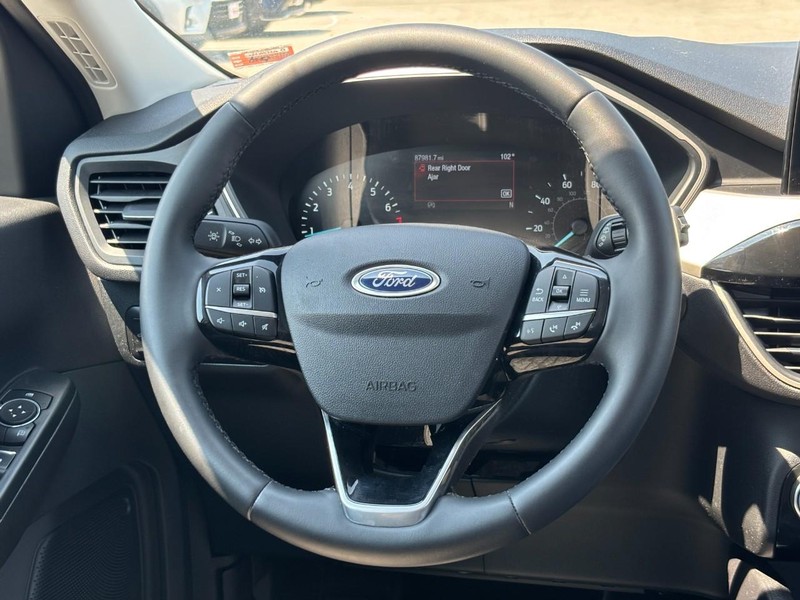 Ford Escape Vehicle Image 12