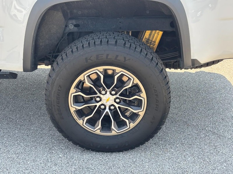 Chevrolet Colorado Vehicle Image 07