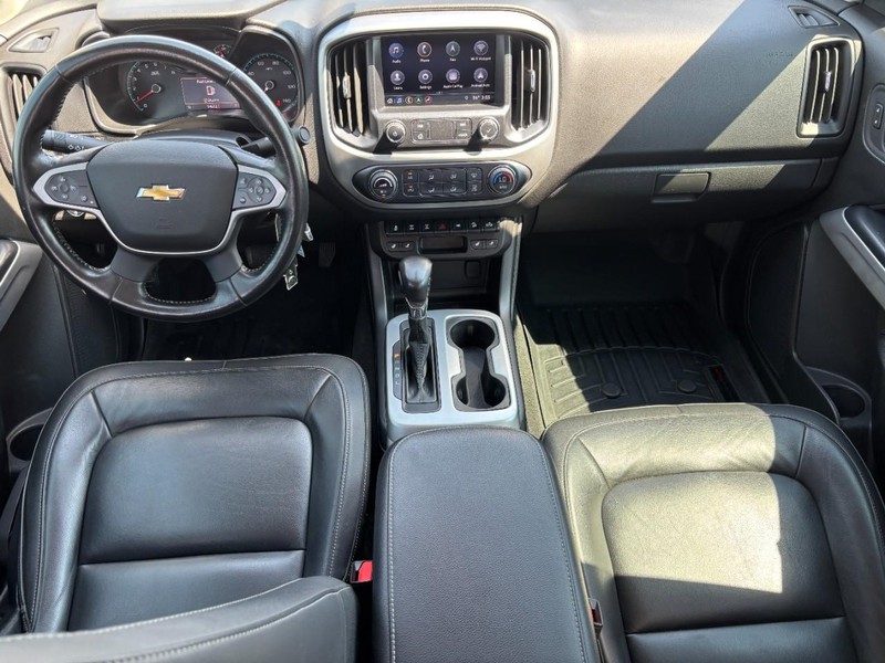 Chevrolet Colorado Vehicle Image 11