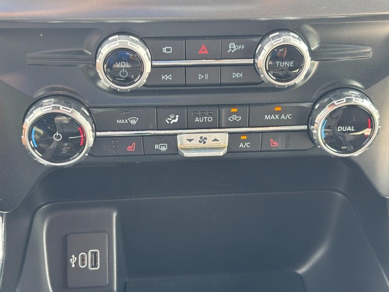 Ford F-150 Vehicle Image 23
