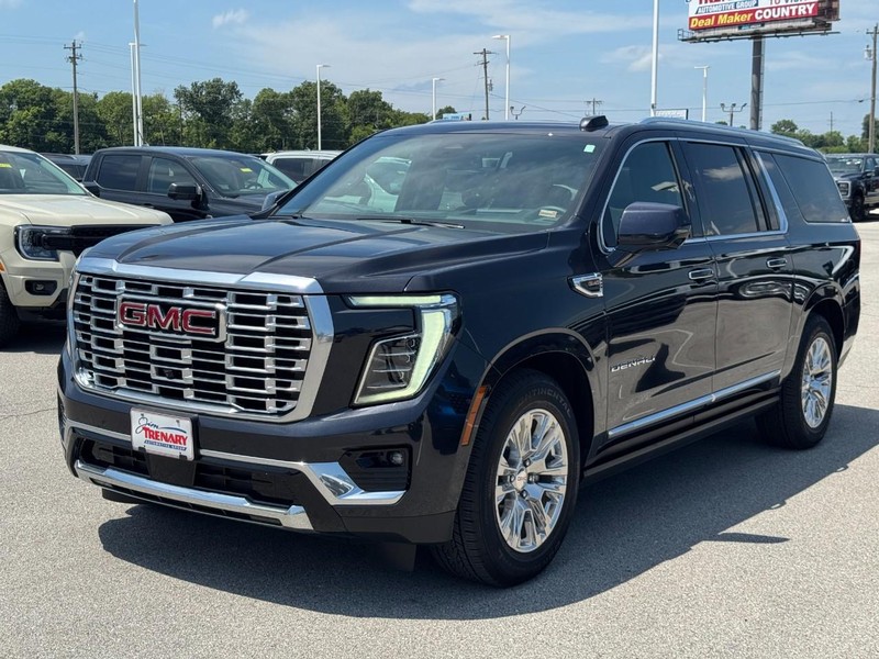 GMC Yukon XL Vehicle Image 08