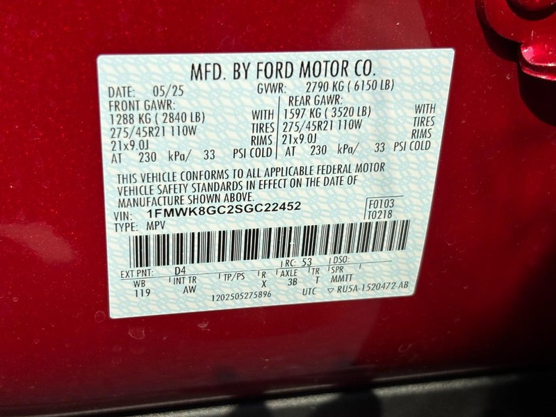 Ford Explorer Vehicle Image 21