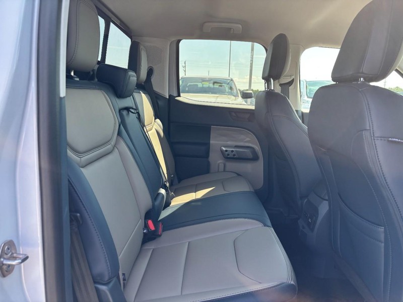 Ford Maverick Vehicle Image 05