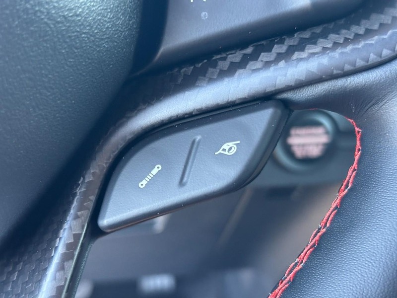 Ford Bronco Vehicle Full-screen Gallery Image 15