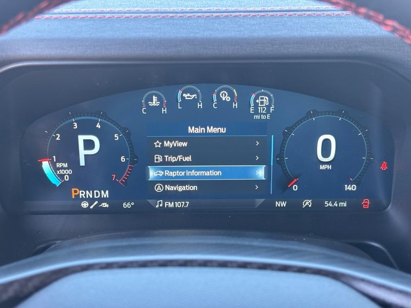 Ford Bronco Vehicle Full-screen Gallery Image 16