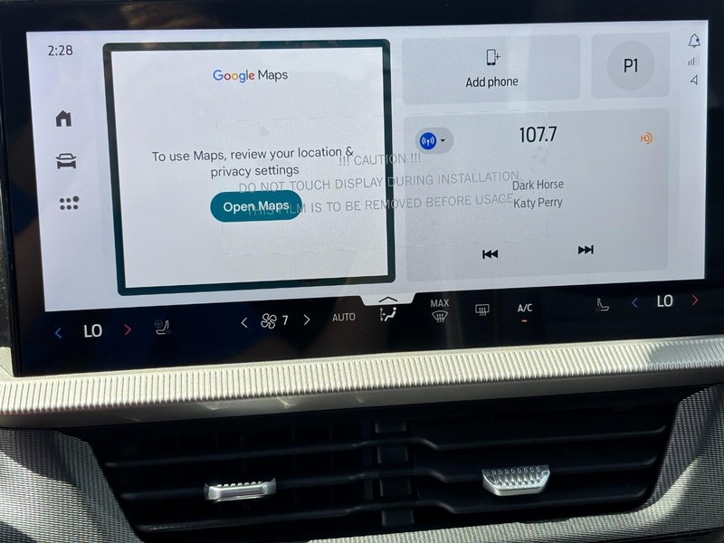 Ford Explorer Vehicle Image 16