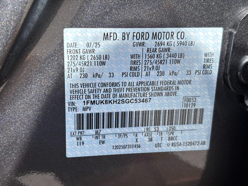 Ford Explorer Vehicle Image 23