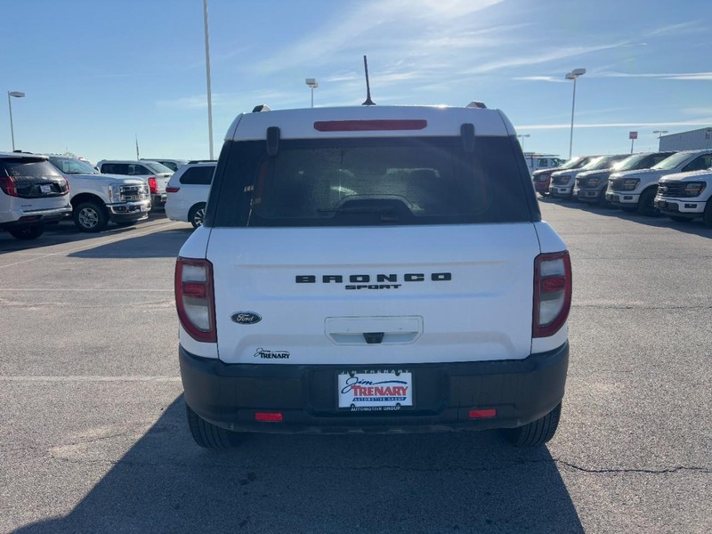Ford Bronco Sport Vehicle Full-screen Gallery Image 5