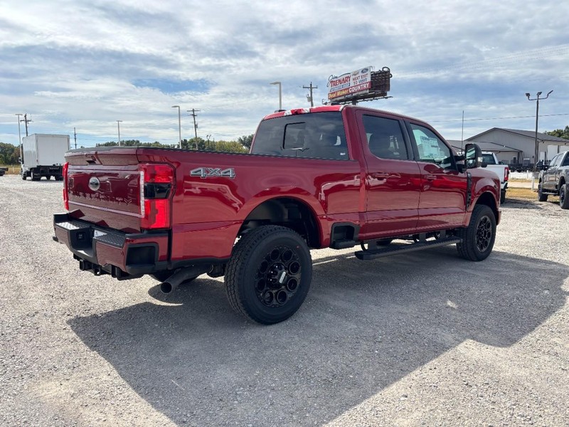 Ford Super Duty F-250 SRW Vehicle Image 03