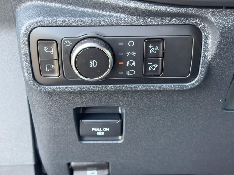 Ford Bronco Vehicle Full-screen Gallery Image 20