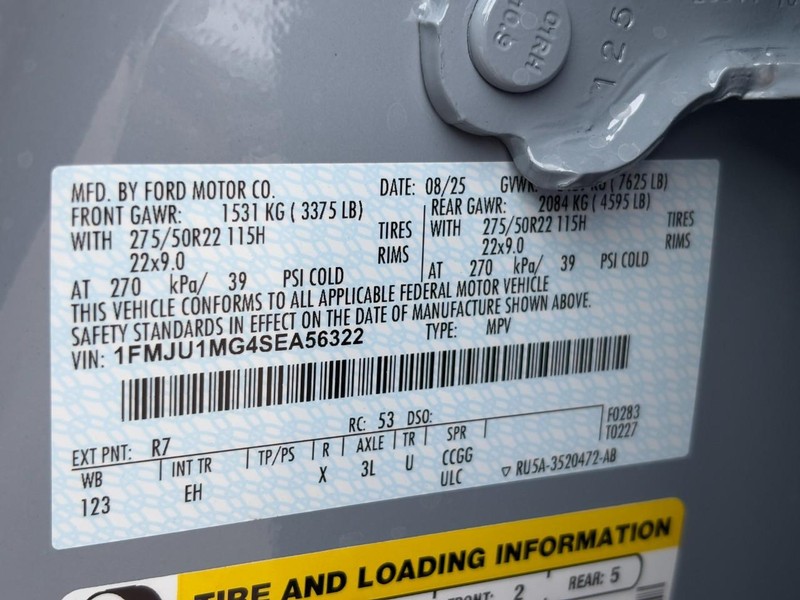Ford Expedition Vehicle Image 25