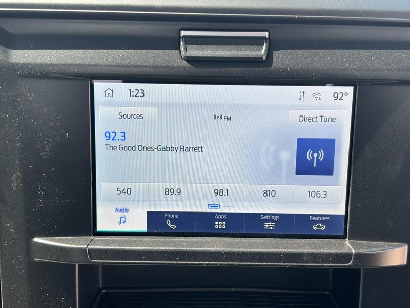 Ford Super Duty F-350 SRW Vehicle Image 08