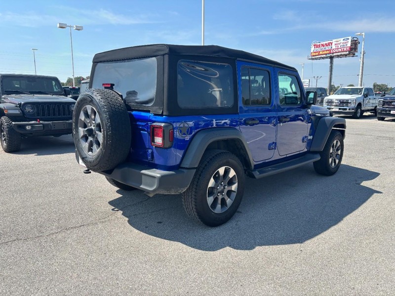 Jeep Wrangler Unlimited Vehicle Image 03