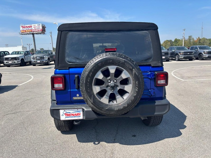 Jeep Wrangler Unlimited Vehicle Image 06