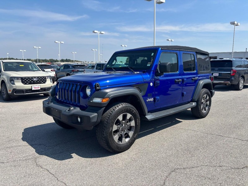Jeep Wrangler Unlimited Vehicle Image 09