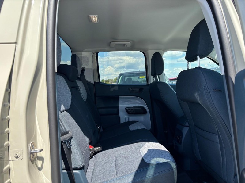 Ford Maverick Vehicle Image 05