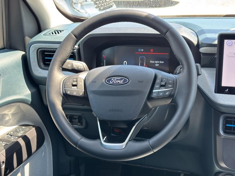 Ford Maverick Vehicle Image 07