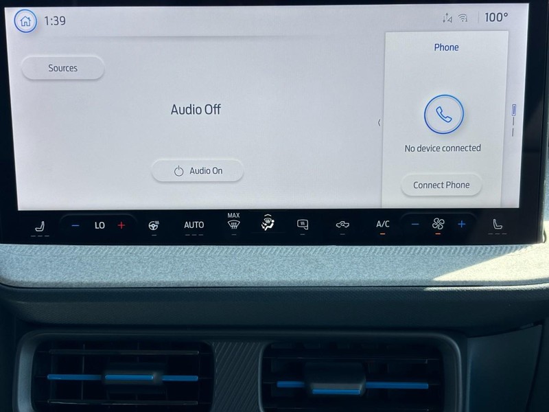 Ford Maverick Vehicle Image 08