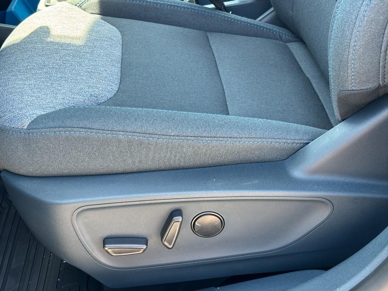 Ford Maverick Vehicle Image 20