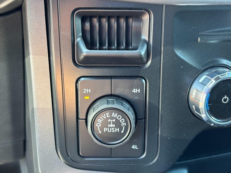 Ford F-150 Vehicle Image 18