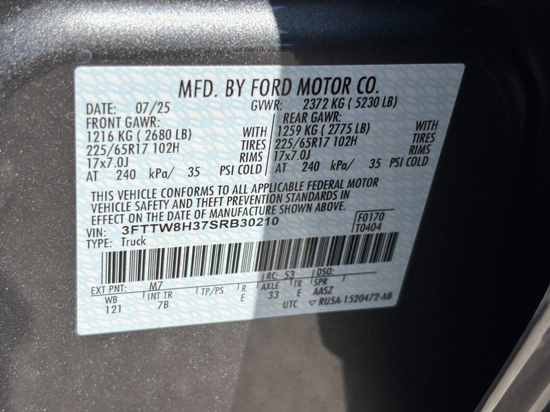 Ford Maverick Vehicle Image 21