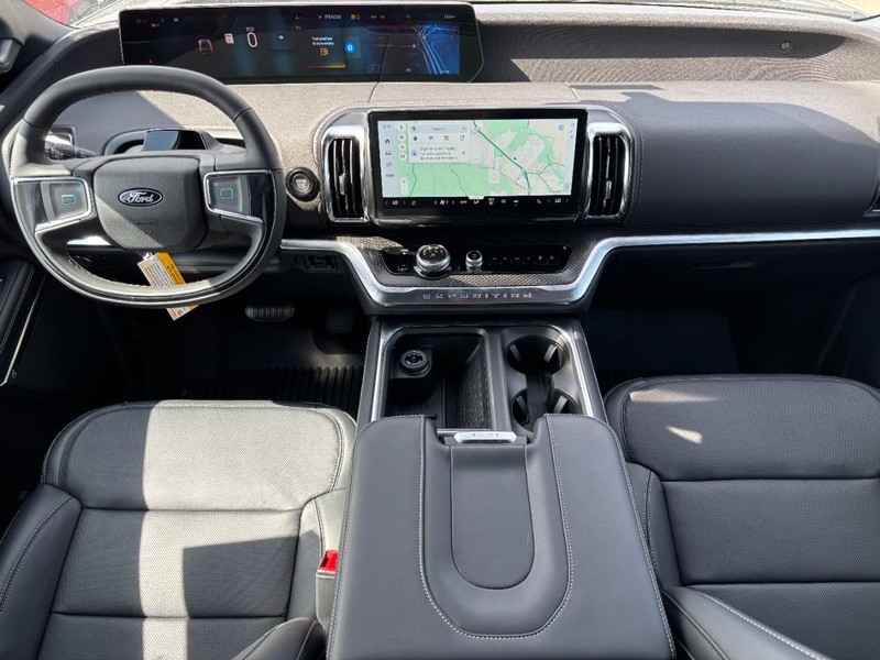 Ford Expedition Vehicle Image 07