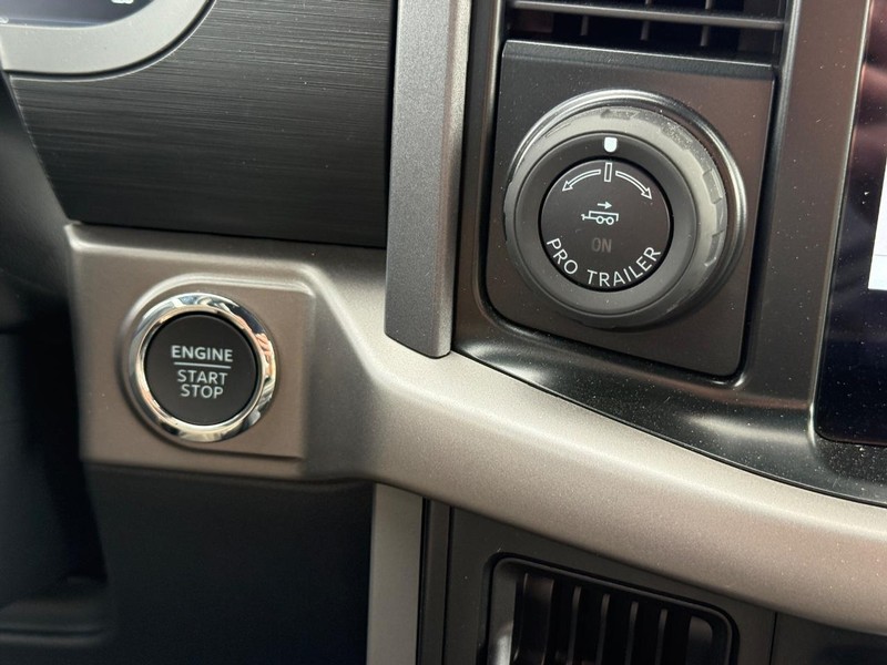 Ford F-150 Vehicle Image 14