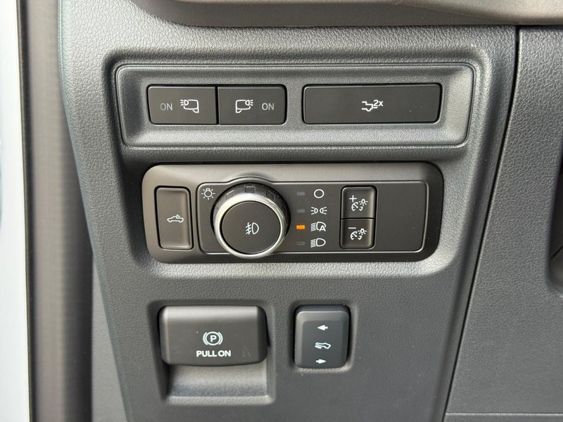 Ford F-150 Vehicle Image 22