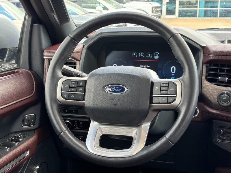 Ford Expedition Max Vehicle Image 13