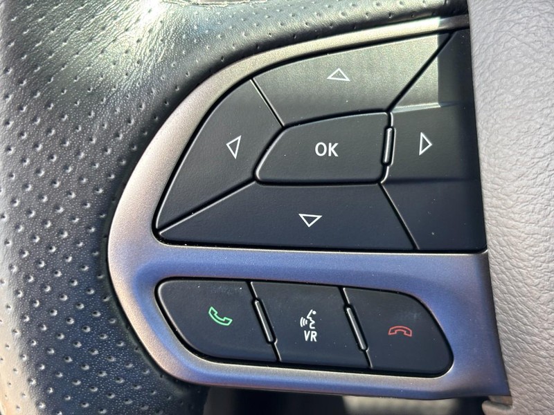 Dodge Charger Vehicle Image 17