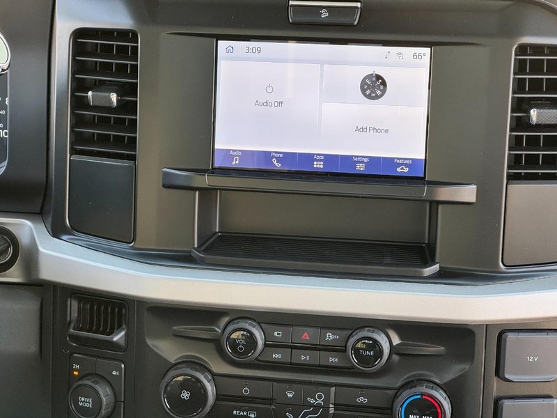 Ford Super Duty F-350 SRW Vehicle Image 09