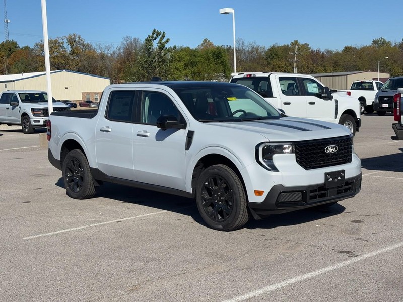 Ford Maverick Vehicle Image 02