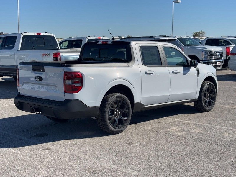 Ford Maverick Vehicle Image 03