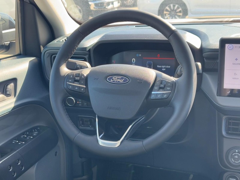 Ford Maverick Vehicle Image 07