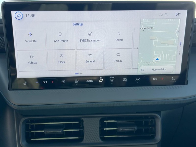 Ford Maverick Vehicle Image 15