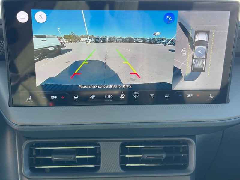 Ford Maverick Vehicle Image 16