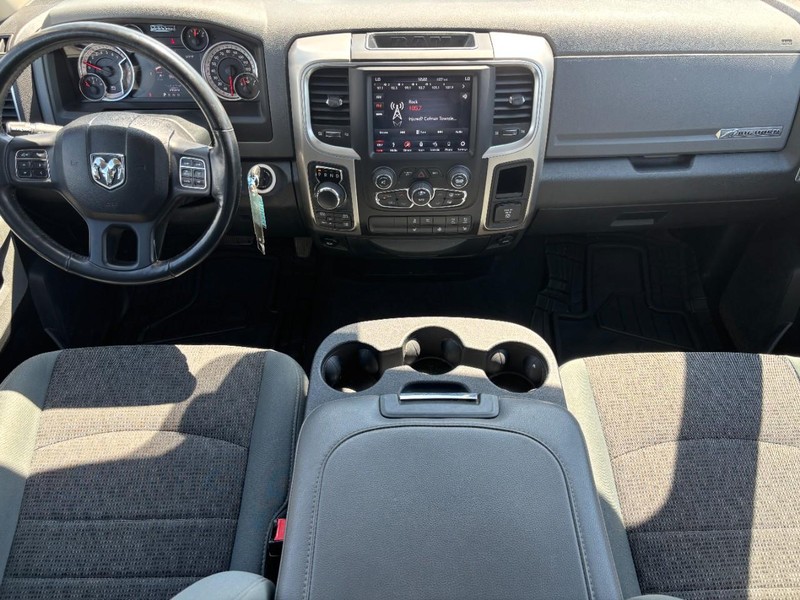 Ram 1500 Vehicle Image 11