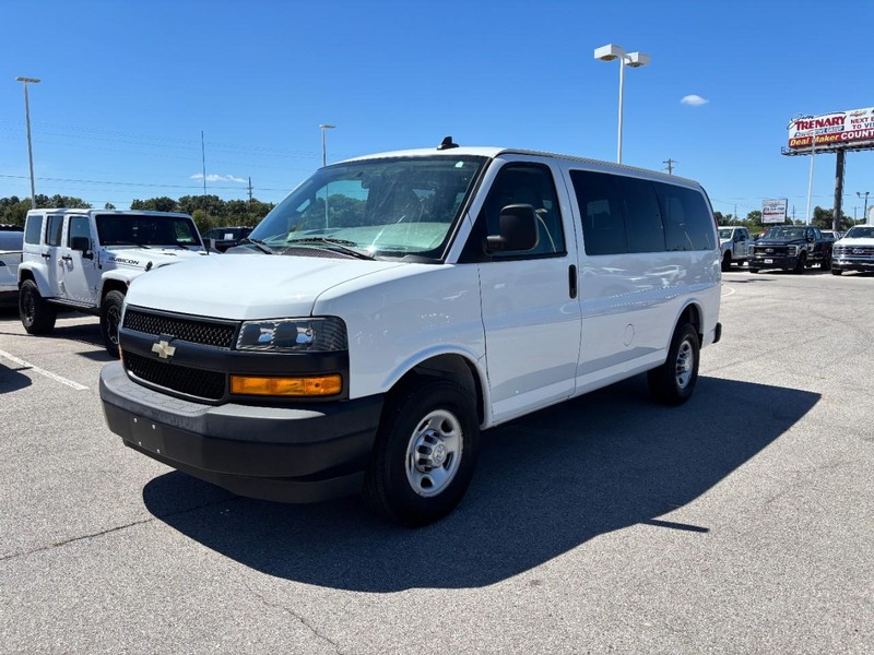 Chevrolet Express Passenger Vehicle Image 07