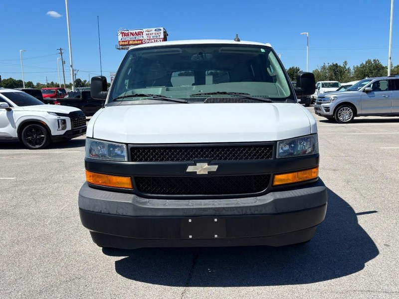 Chevrolet Express Passenger Vehicle Image 08