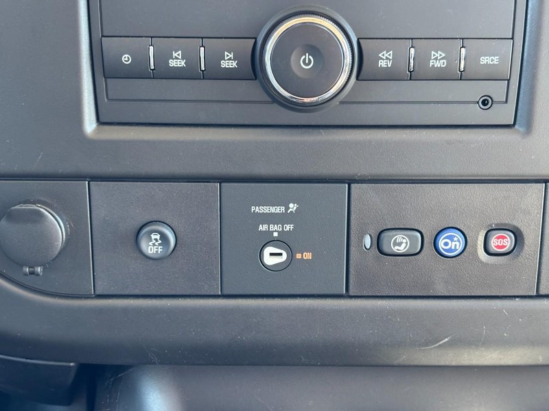 Chevrolet Express Passenger Vehicle Image 15