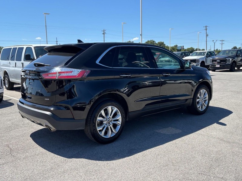 Ford Edge Vehicle Image 03