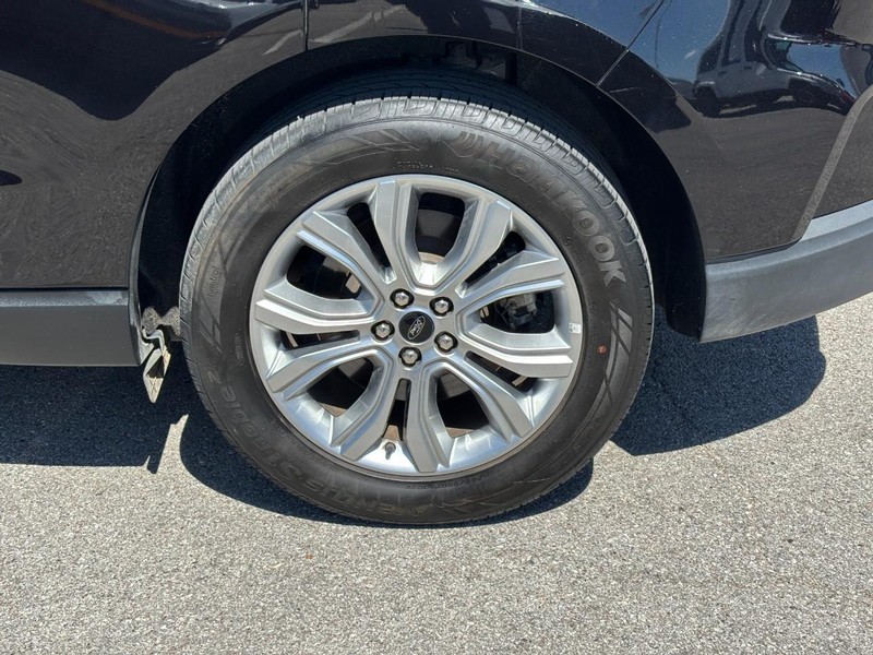 Ford Edge Vehicle Image 07